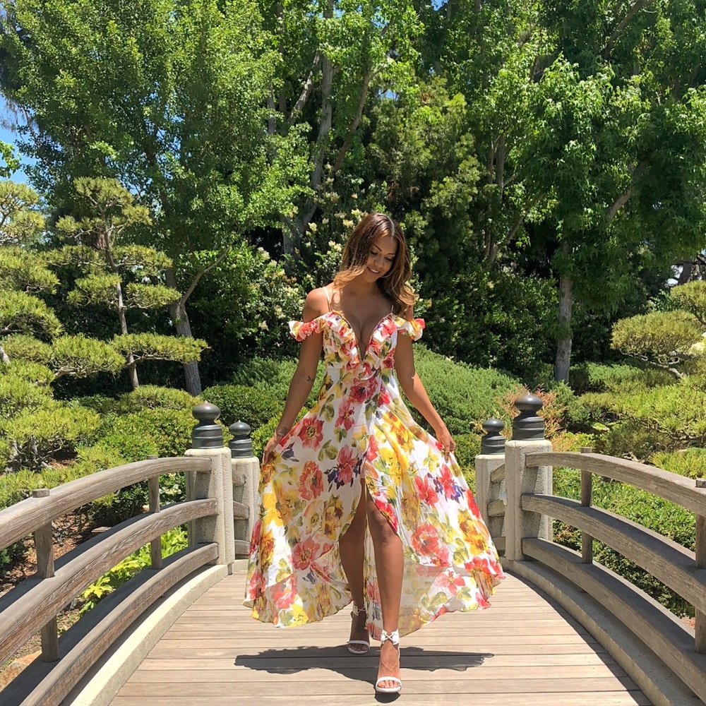 Flowy flowered dress - Picture 3 of 3